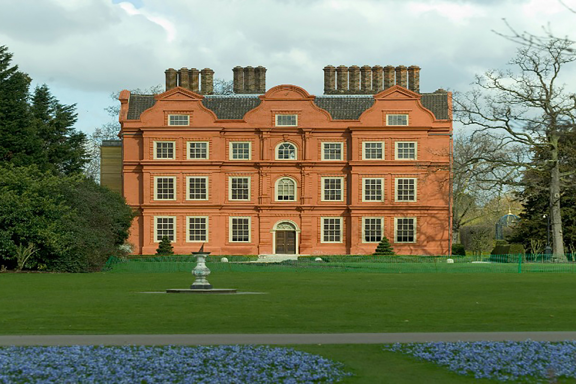 Kew Gardens & Kew Palace - London Perfect